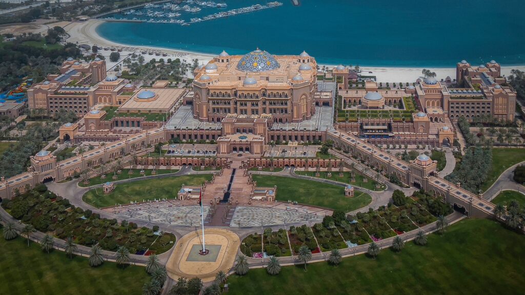 Architectural Evolution of Abu Dhabi pexels iamllwyd 35035640